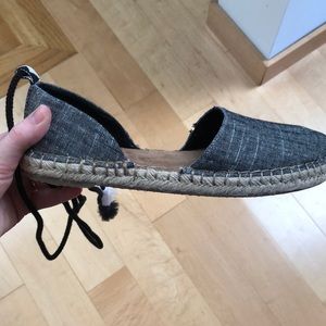 Toms Katalina Black Chambray Tie Espadrilles